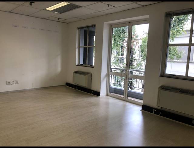 107M² OFFICE TO LET IN ILLOVO